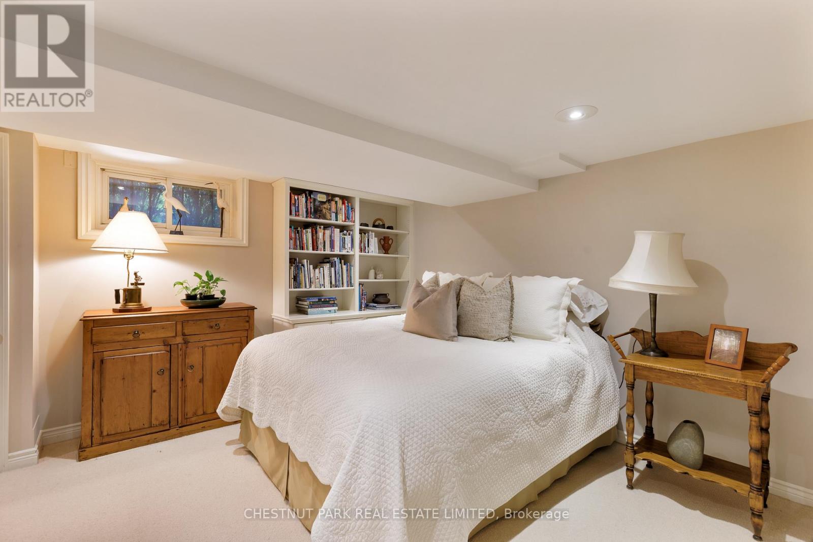 20 Mckenzie Avenue, Toronto, Ontario  M4W 1J9 - Photo 34 - C12670634