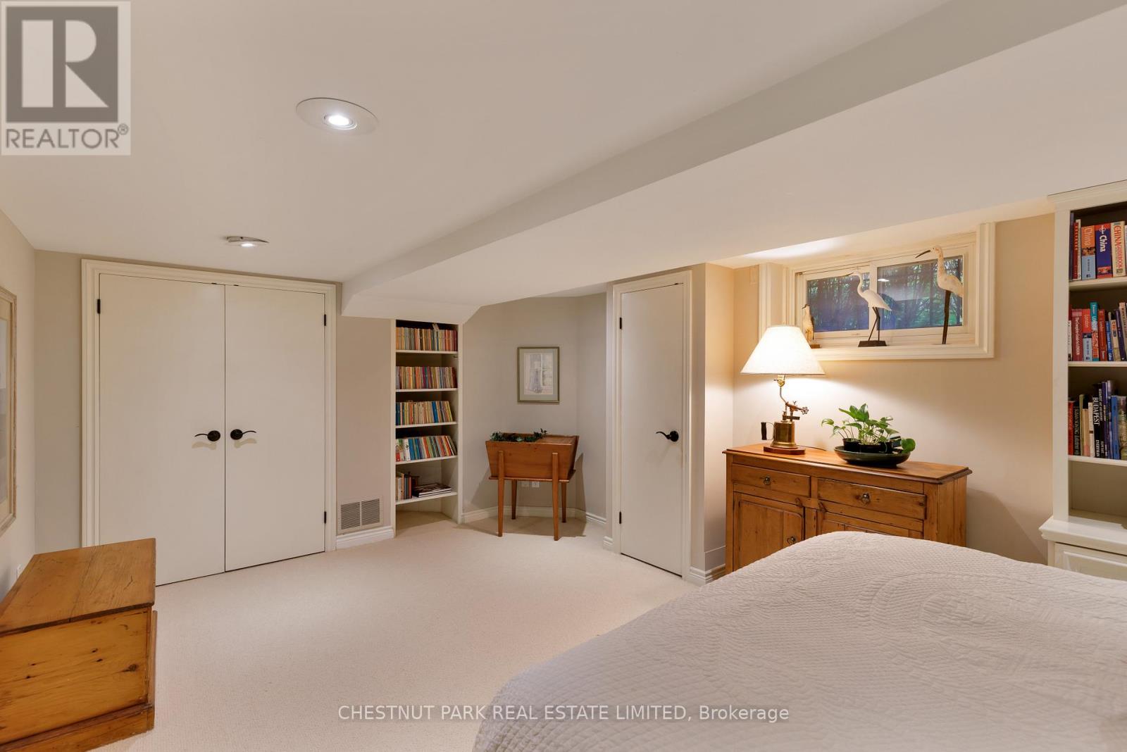 20 Mckenzie Avenue, Toronto, Ontario  M4W 1J9 - Photo 35 - C12670634