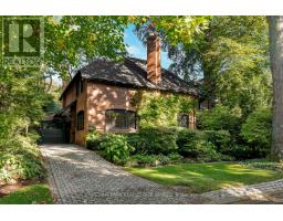 20 MCKENZIE AVENUE, Toronto, Ontario