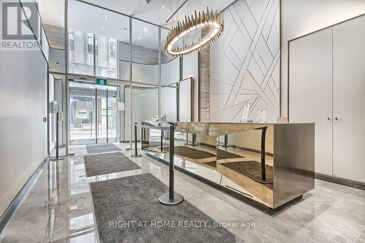 1505 - 88 Cumberland Street, Toronto, Ontario  M5R 0C8 - Photo 2 - C12670686