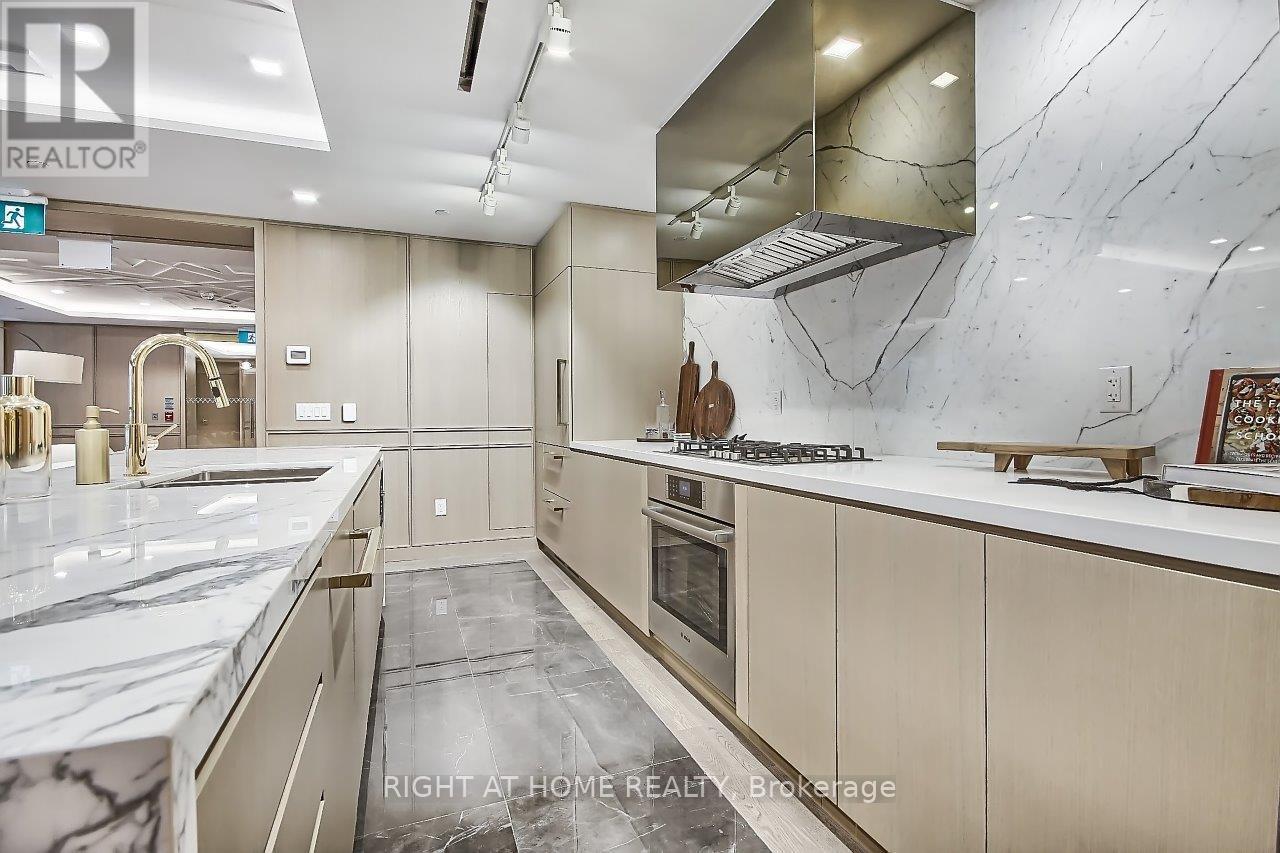 1505 - 88 Cumberland Street, Toronto, Ontario  M5R 0C8 - Photo 21 - C12670686