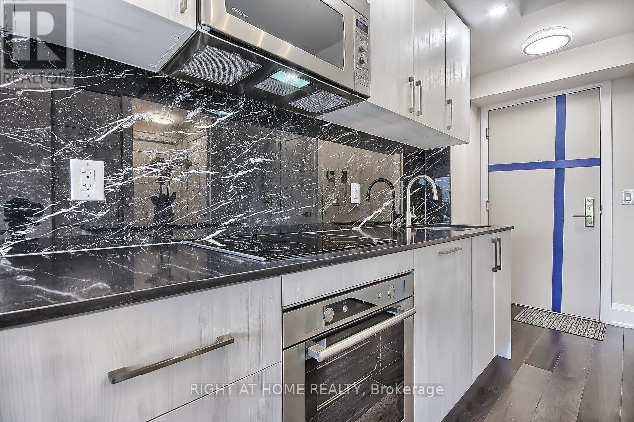 1505 - 88 Cumberland Street, Toronto, Ontario  M5R 0C8 - Photo 4 - C12670686