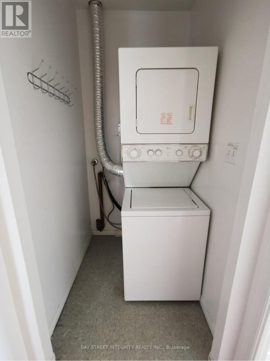 Ph09 - 29 Pemberton Avenue, Toronto, Ontario  M2M 4L5 - Photo 13 - C12670696