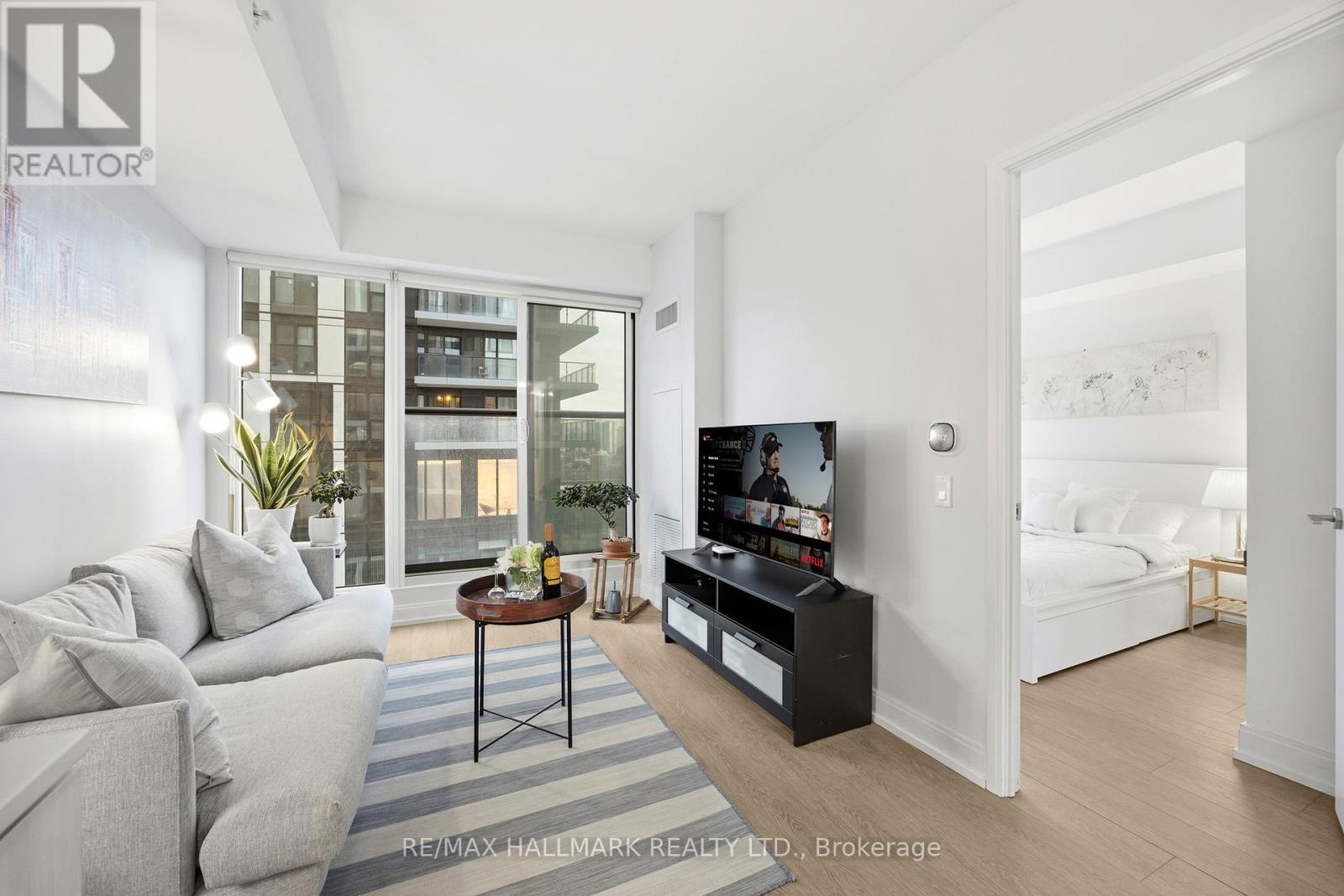 2201 - 181 Dundas Street E, Toronto, Ontario M5A 0N5 - Photo 5 - C12670716