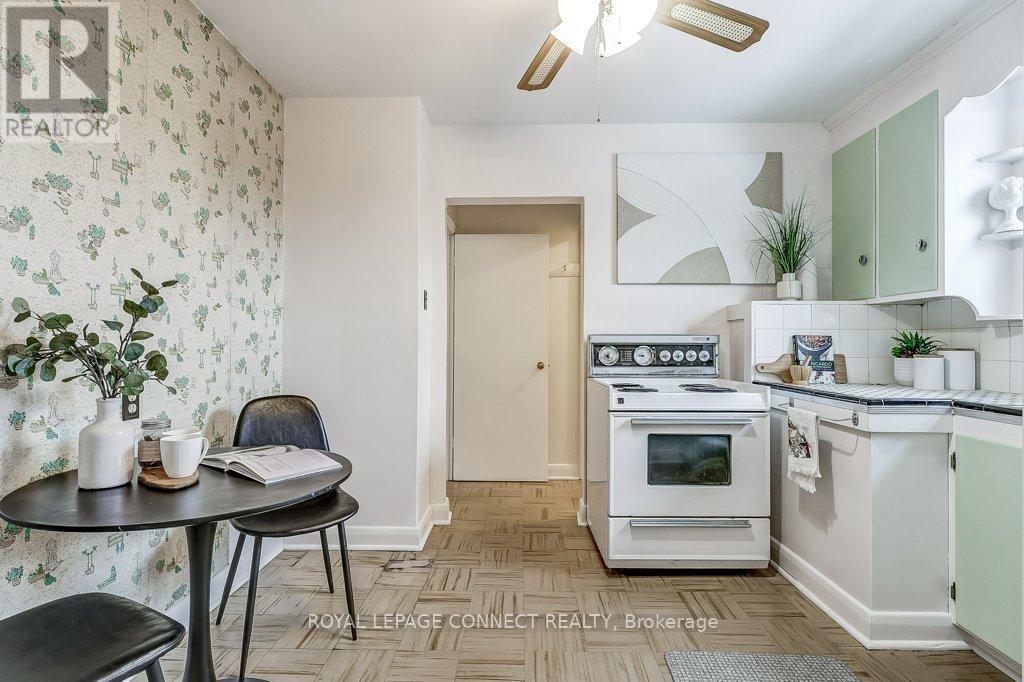 48 Kecala Road, Toronto, Ontario  M1P 1K6 - Photo 9 - E12670648