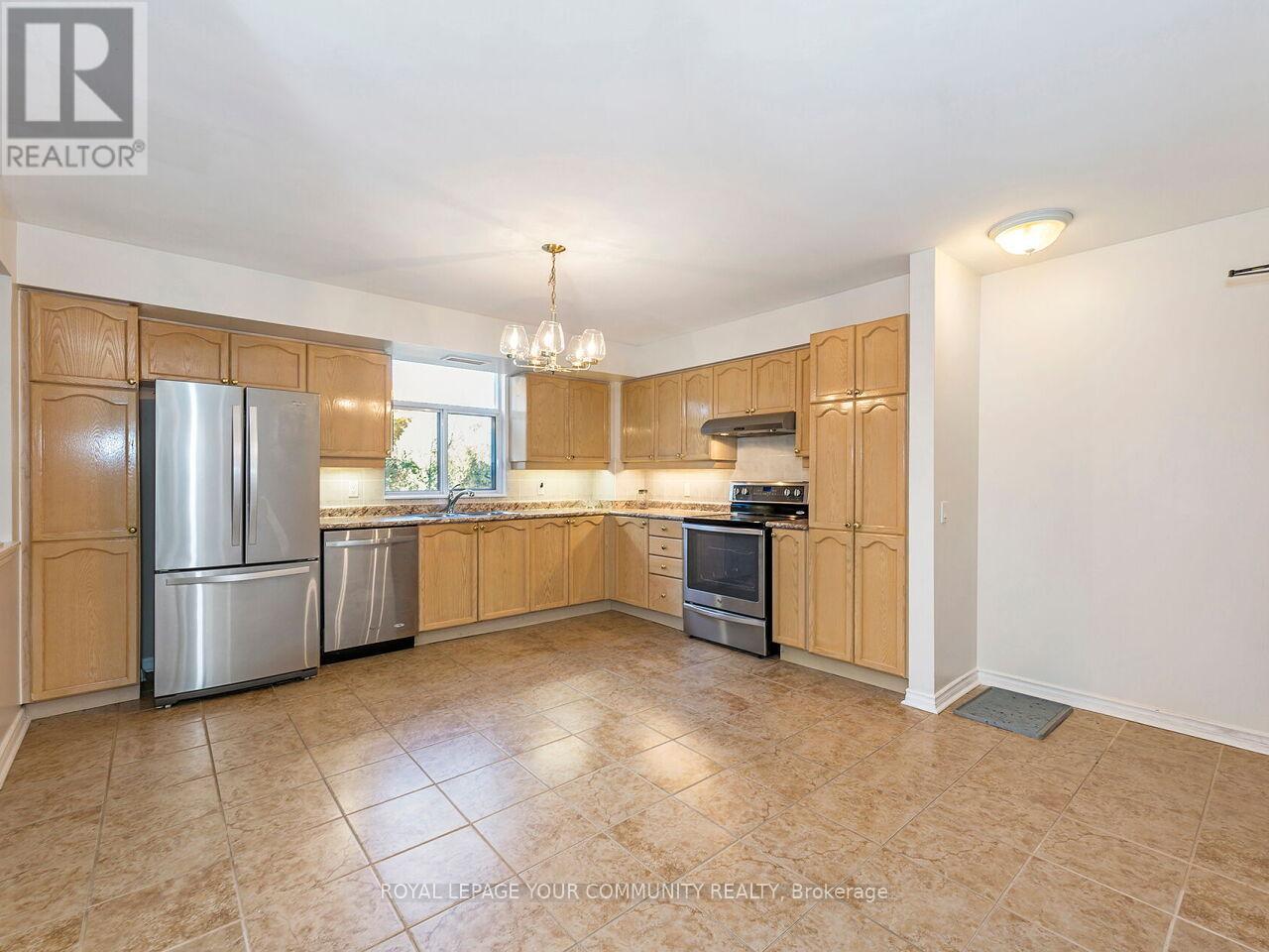 202 - 2506 Rutherford Road, Vaughan, Ontario  L4K 5N4 - Photo 6 - N12670644