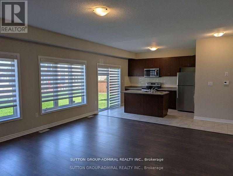 23 Hills Thistle Drive, Wasaga Beach, Ontario  L9Z 0J3 - Photo 10 - S12670694