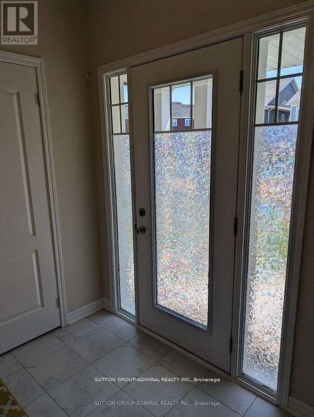 23 Hills Thistle Drive, Wasaga Beach, Ontario  L9Z 0J3 - Photo 3 - S12670694