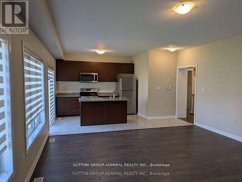 23 Hills Thistle Drive, Wasaga Beach, Ontario  L9Z 0J3 - Photo 5 - S12670694