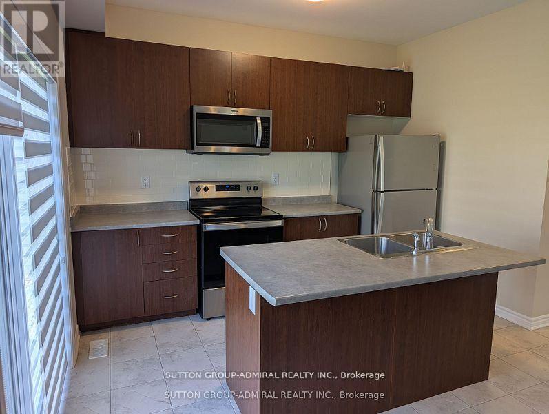 23 Hills Thistle Drive, Wasaga Beach, Ontario  L9Z 0J3 - Photo 6 - S12670694