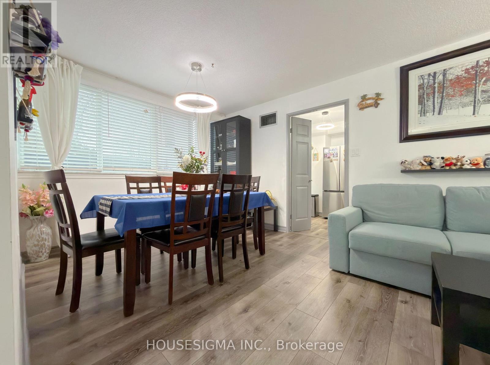 101 - 1320 Mississauga Valley Boulevard, Mississauga, Ontario  L5A 3S9 - Photo 14 - W12670652