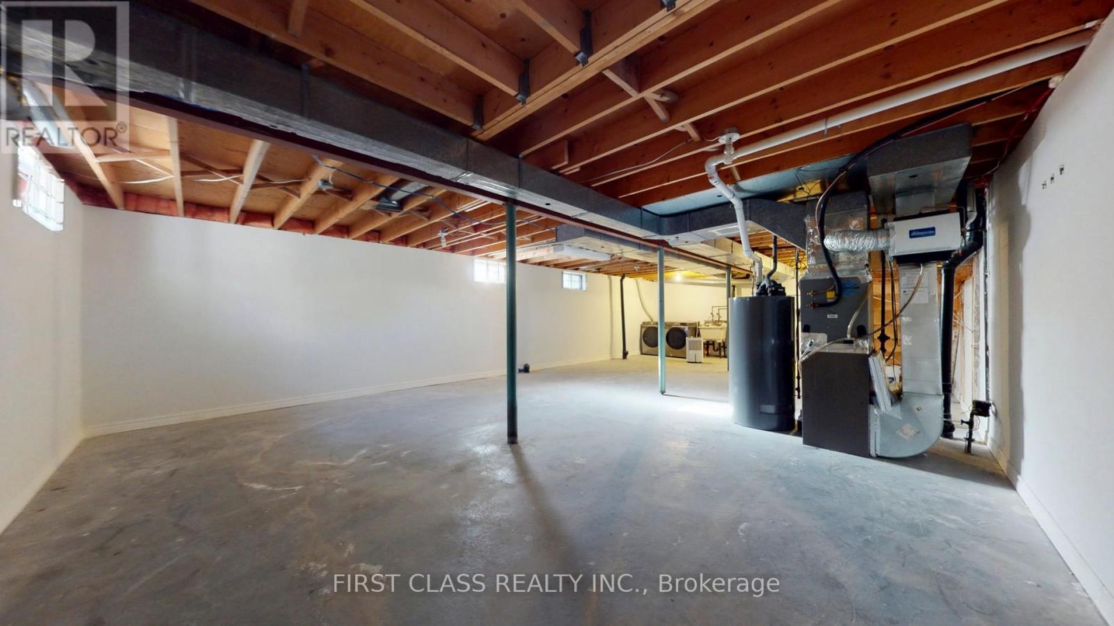 1180 Shagbark Crescent, Mississauga, Ontario  L5C 3P3 - Photo 30 - W12670654