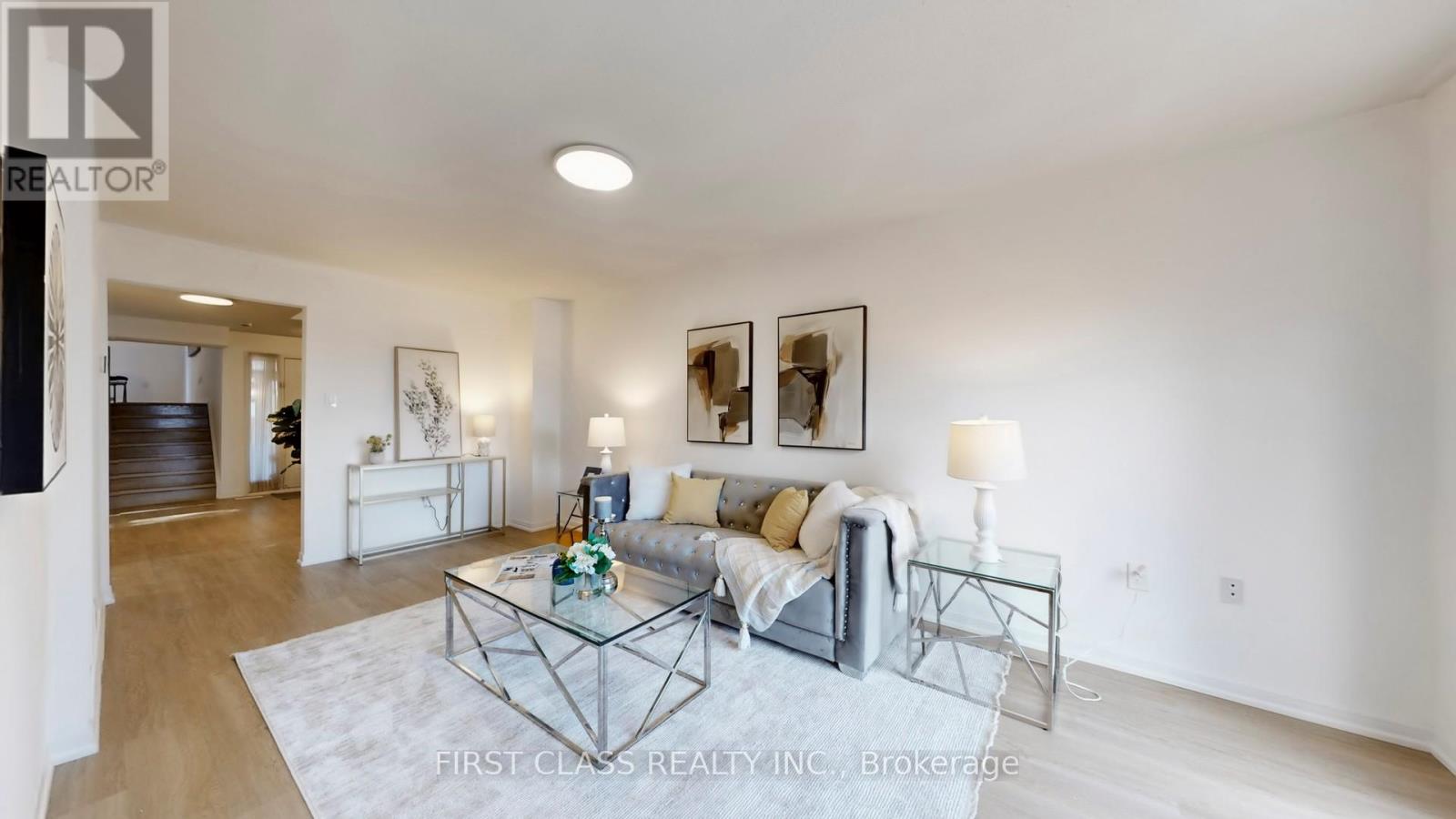 1180 Shagbark Crescent, Mississauga, Ontario  L5C 3P3 - Photo 8 - W12670654