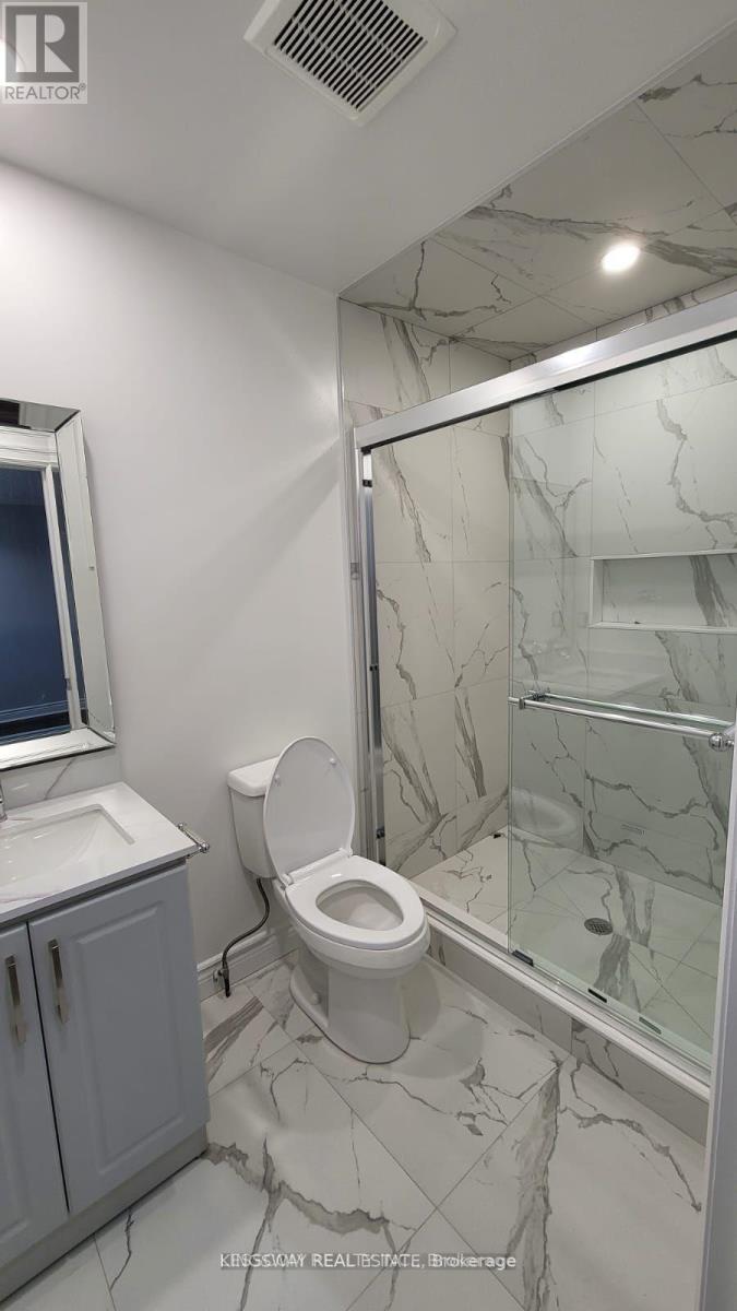 12 Silverstream Road, Brampton, Ontario  L6Z 4L2 - Photo 17 - W12670662