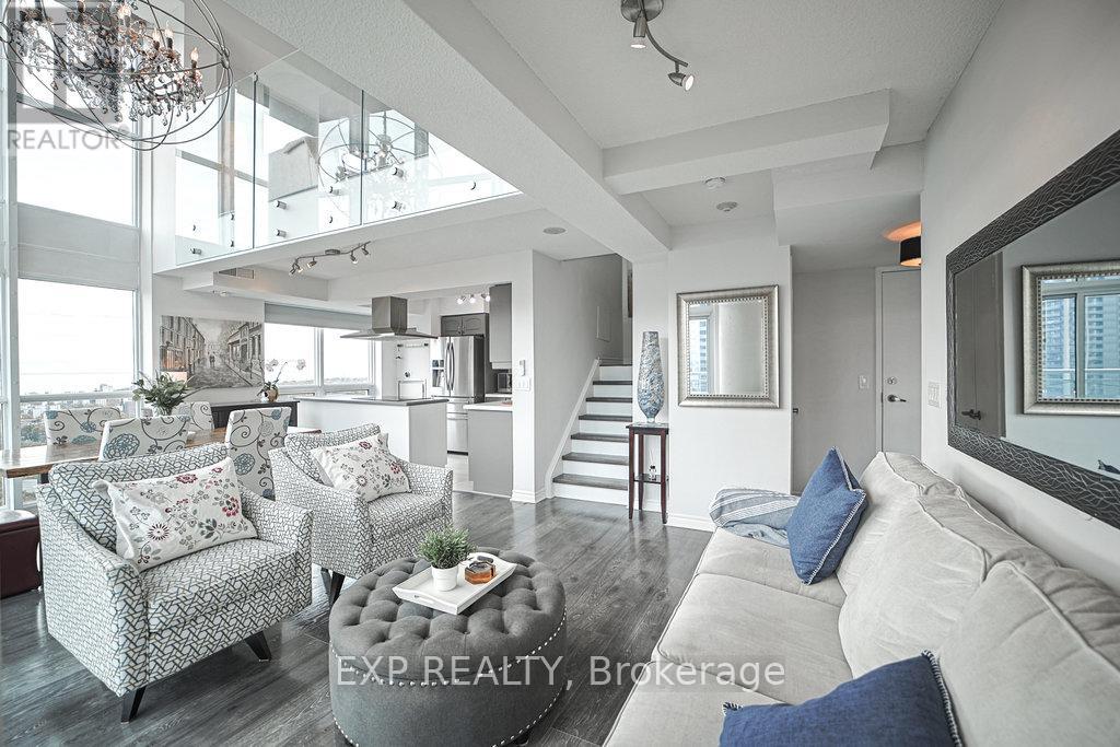 2304 - 155 Legion Road N, Toronto, Ontario  M8Y 0A7 - Photo 5 - W12670672