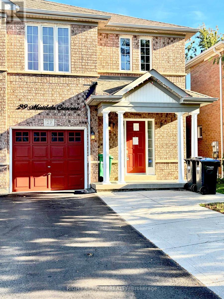 29 MISTDALE CRESCENT, Brampton, Ontario