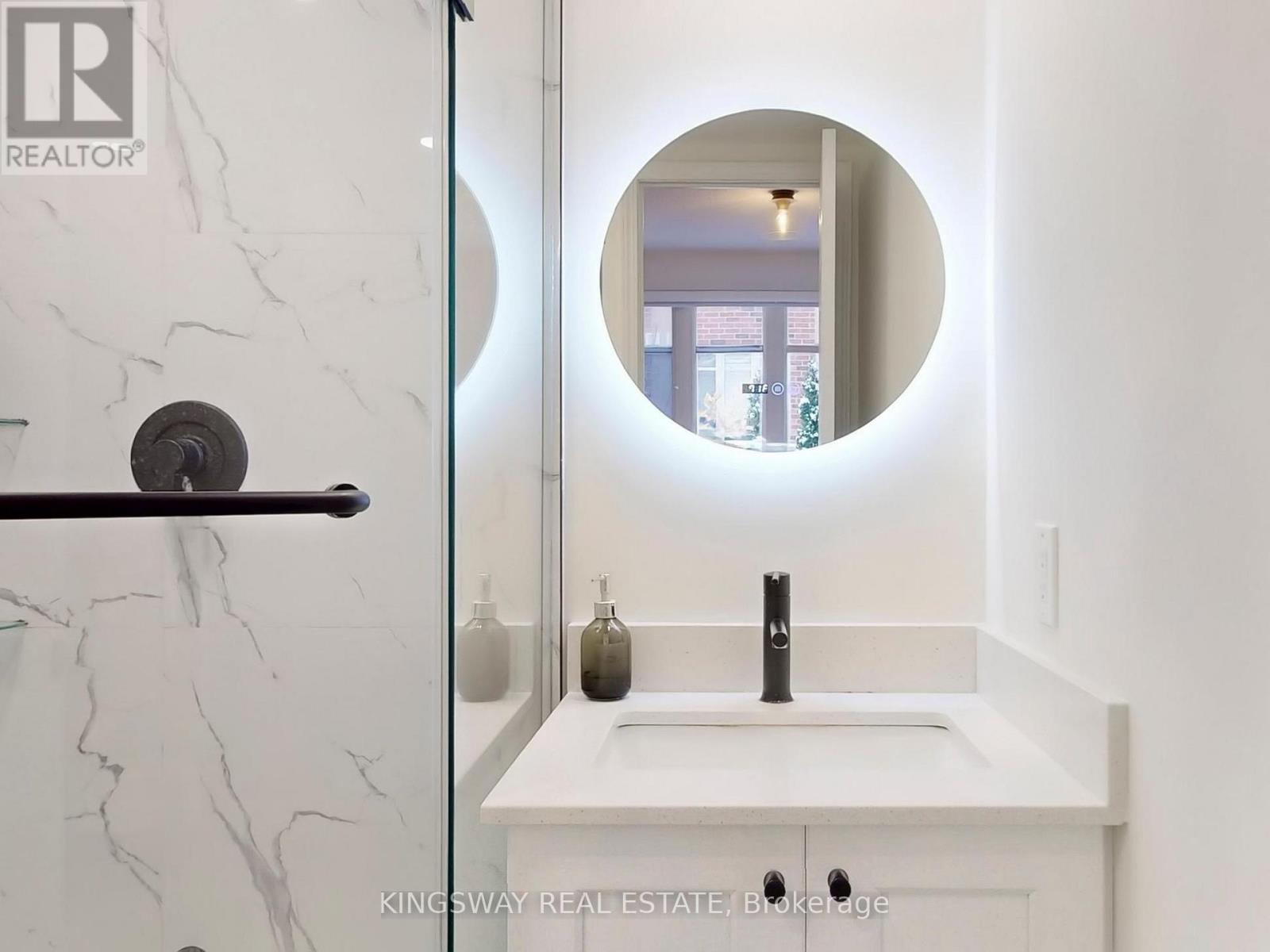 163 - 351 Wallace Avenue, Toronto, Ontario  M6P 3N1 - Photo 18 - W12670690