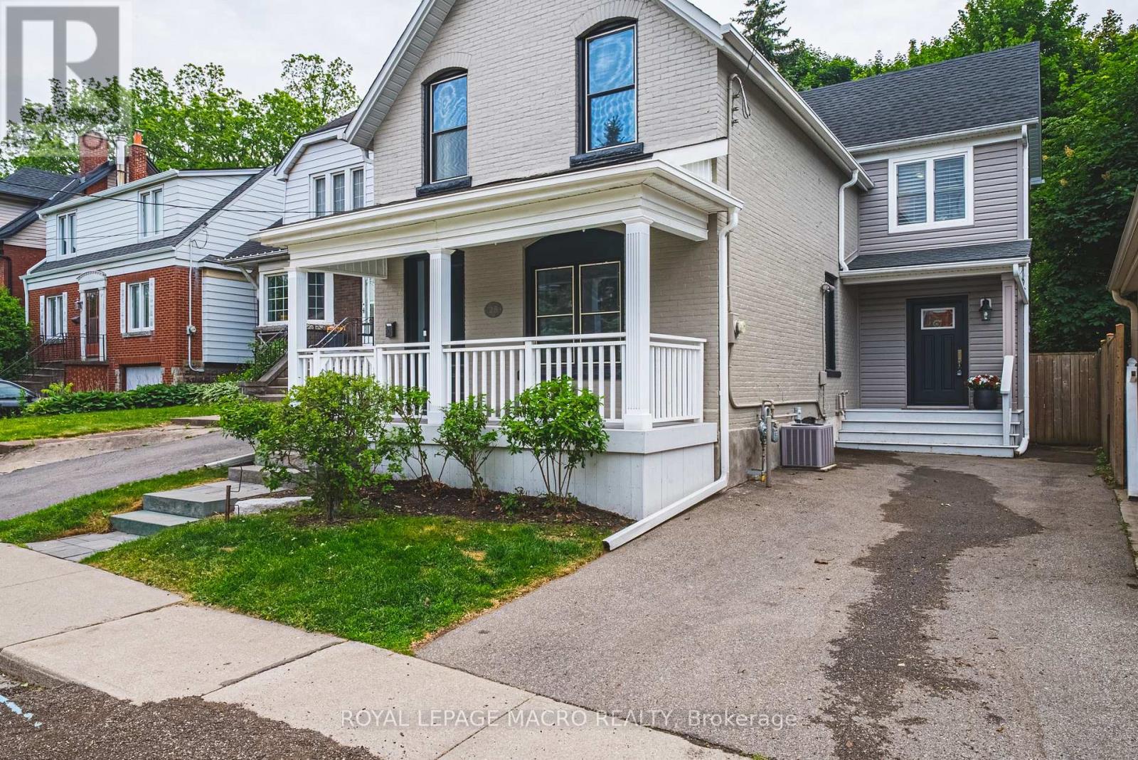 25 Orchard Hill, Hamilton, Ontario  L8P 2V6 - Photo 2 - X12670704