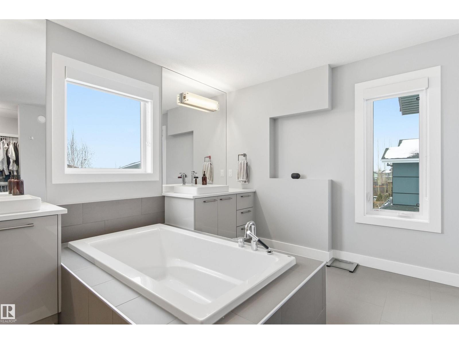 2046 Ware Rd Nw, Edmonton, Alberta  T6W 2W4 - Photo 43 - E4469236