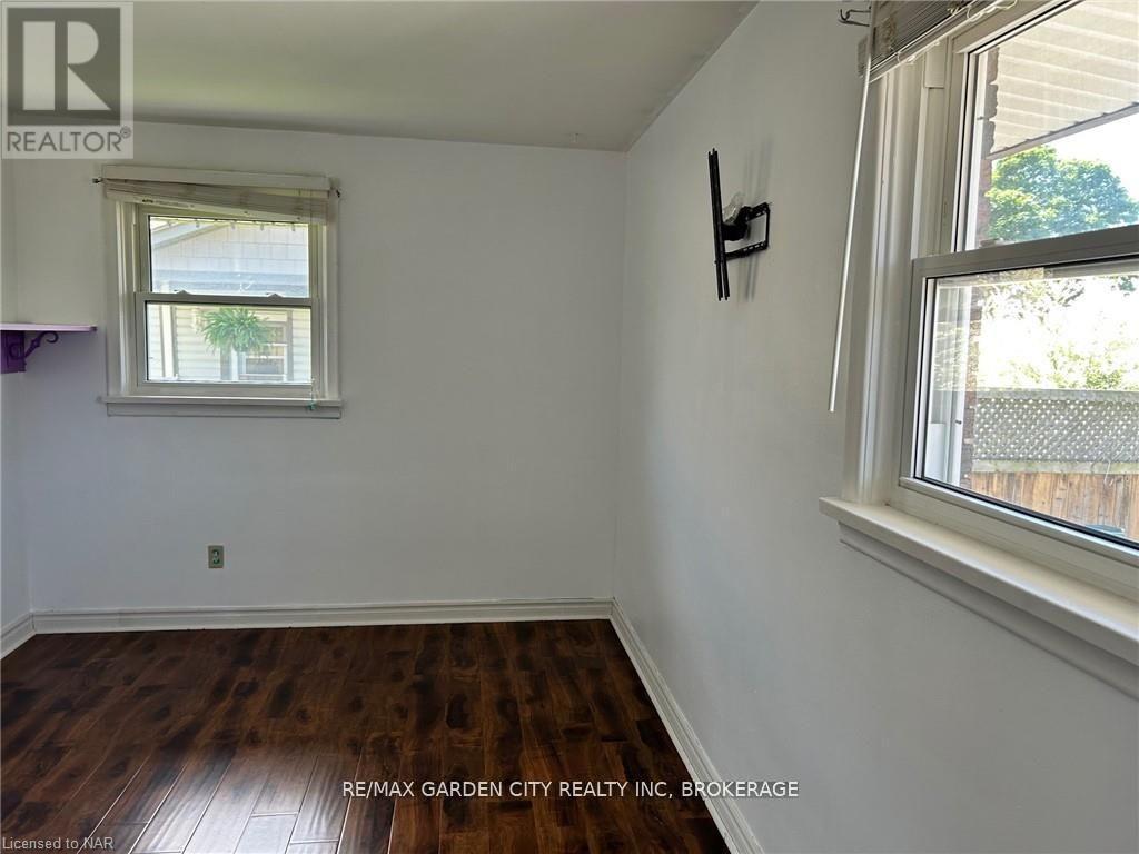 Upper - 834 David Street, Welland, Ontario  L3B 2C3 - Photo 18 - X12670732