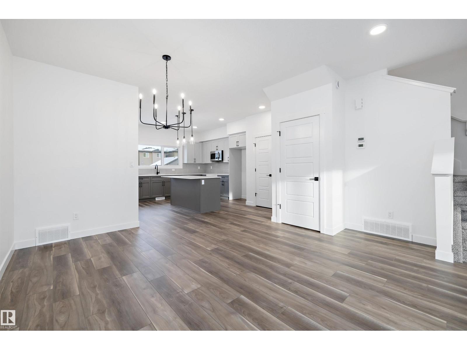 18924 28 Av Nw, Edmonton, Alberta  T6M 3H9 - Photo 7 - E4468958