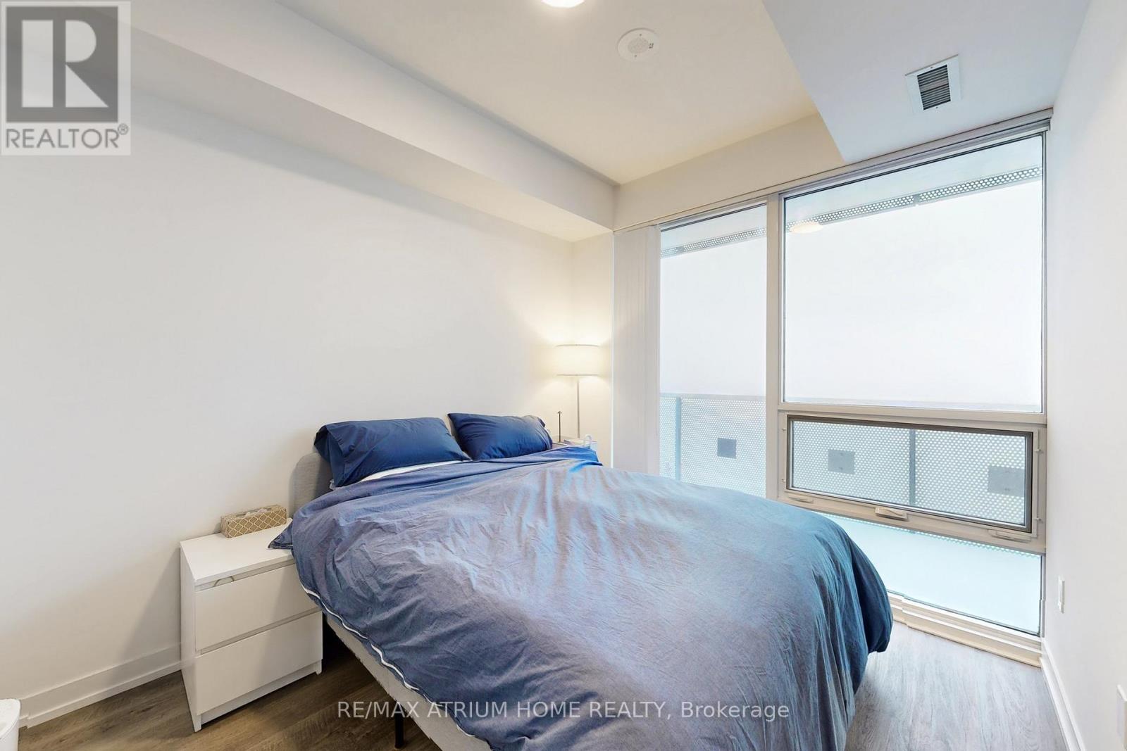 5910 - 55 Cooper Street, Toronto, Ontario  M5E 0G1 - Photo 23 - C12670724