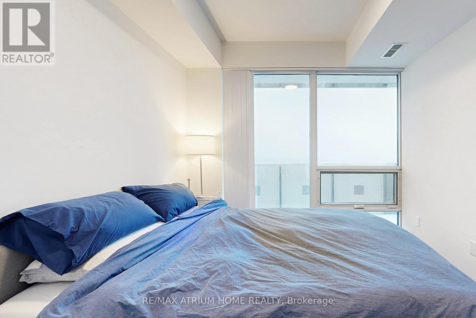 5910 - 55 Cooper Street, Toronto, Ontario  M5E 0G1 - Photo 25 - C12670724