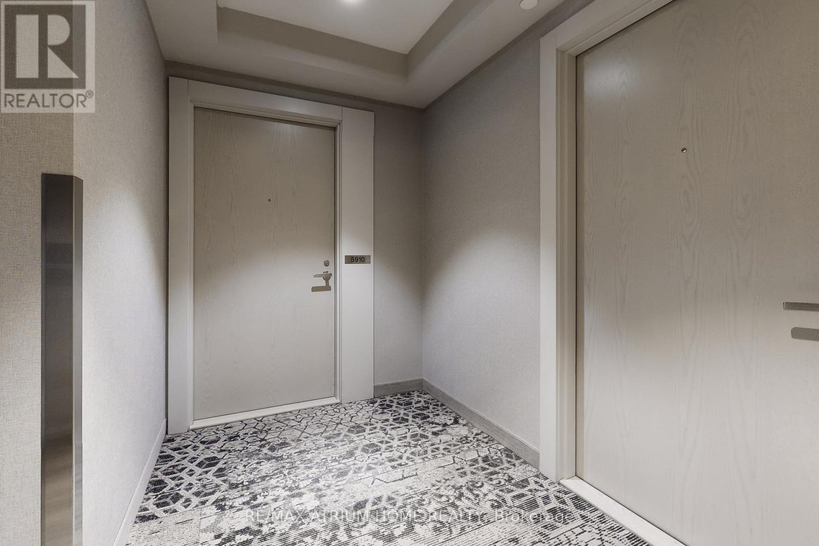 5910 - 55 Cooper Street, Toronto, Ontario  M5E 0G1 - Photo 36 - C12670724