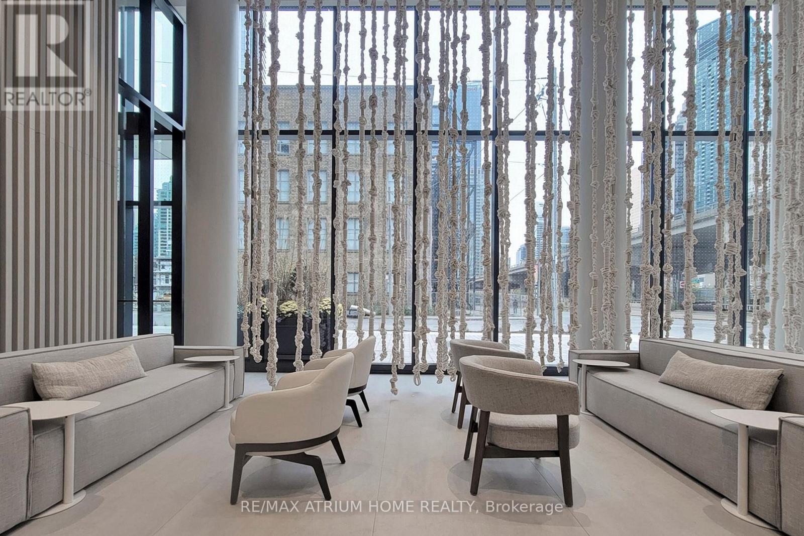 5910 - 55 Cooper Street, Toronto, Ontario  M5E 0G1 - Photo 5 - C12670724