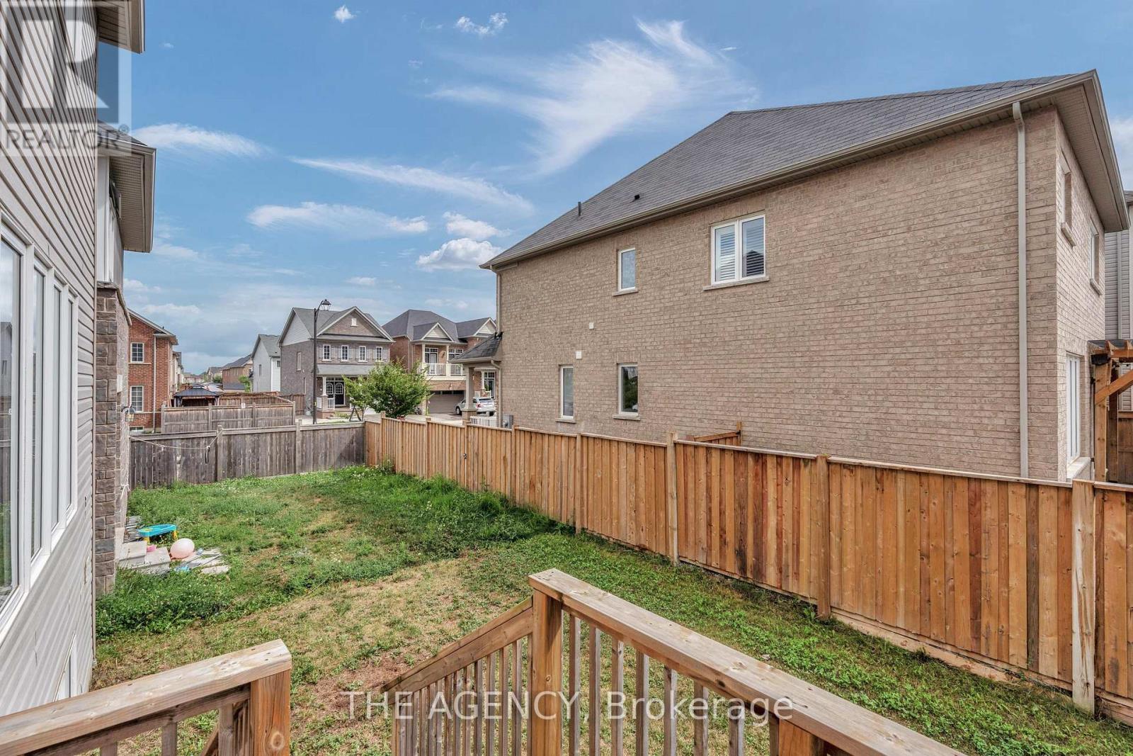 223 Thompson Road, Haldimand, Ontario  N3W 0C4 - Photo 15 - X12670726