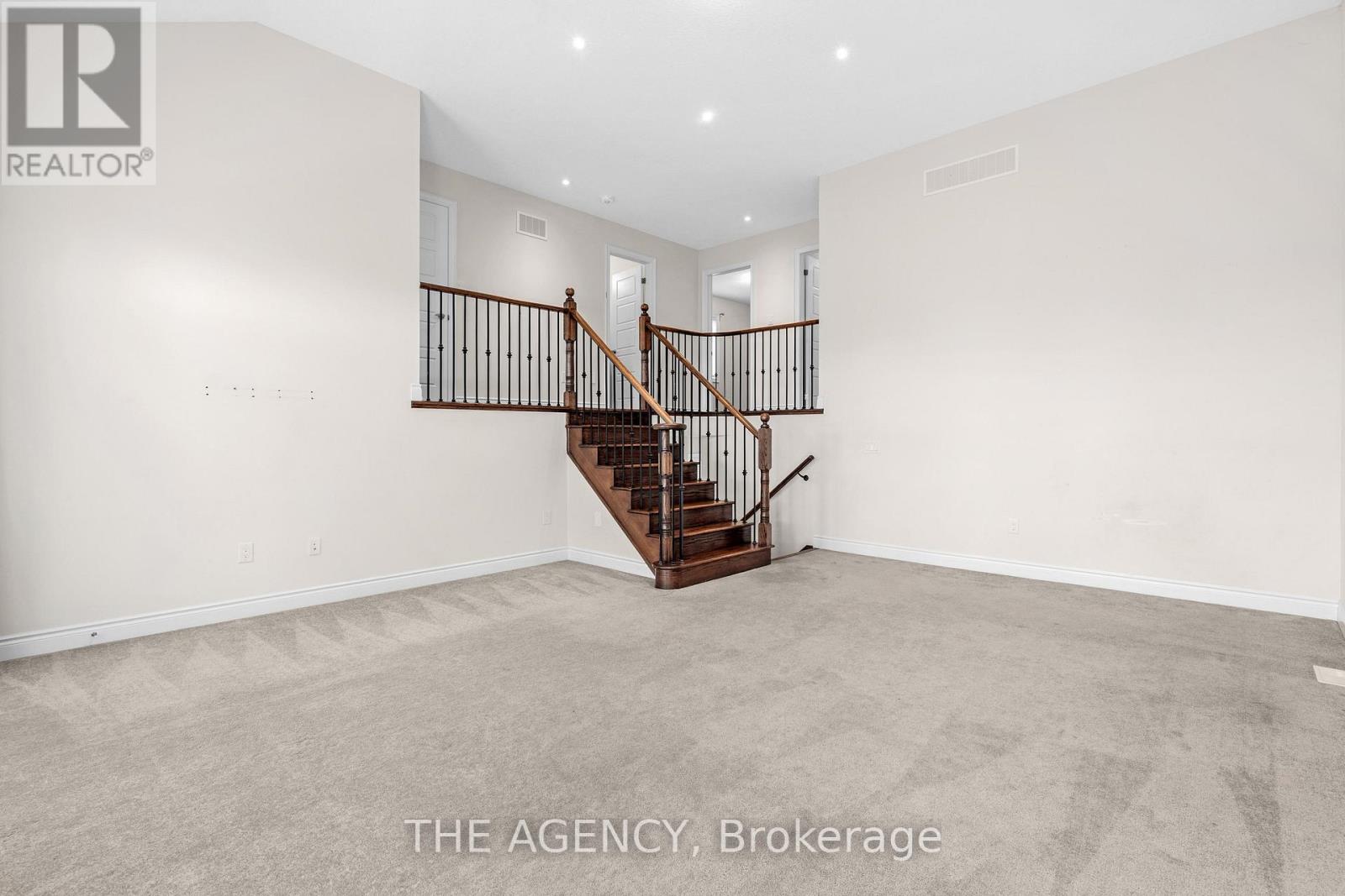 223 Thompson Road, Haldimand, Ontario  N3W 0C4 - Photo 19 - X12670726