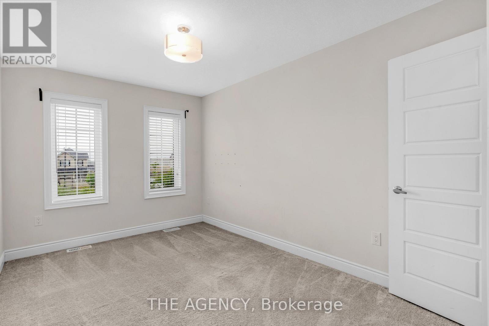 223 Thompson Road, Haldimand, Ontario  N3W 0C4 - Photo 33 - X12670726