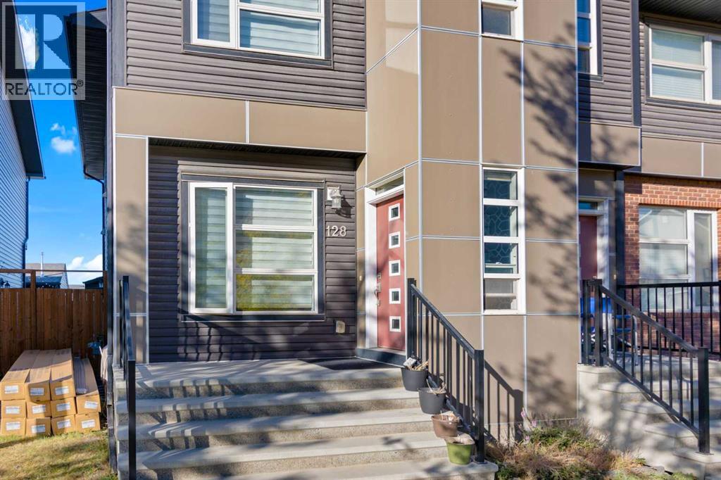 128 Livingston Parade Ne, Calgary, Alberta  T3P 0V6 - Photo 2 - A2262949