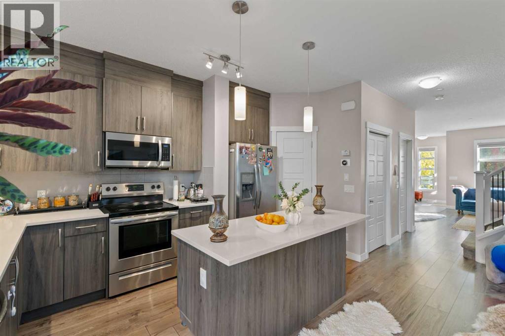 128 Livingston Parade Ne, Calgary, Alberta  T3P 0V6 - Photo 10 - A2262949