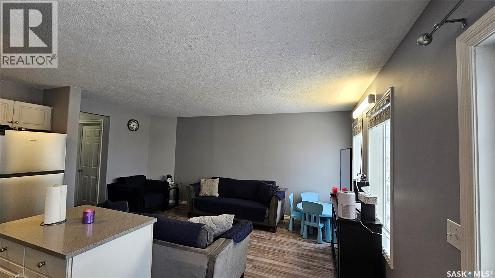 10 103 Banyan Crescent, Saskatoon, Saskatchewan  S7V 1G2 - Photo 8 - SK026327