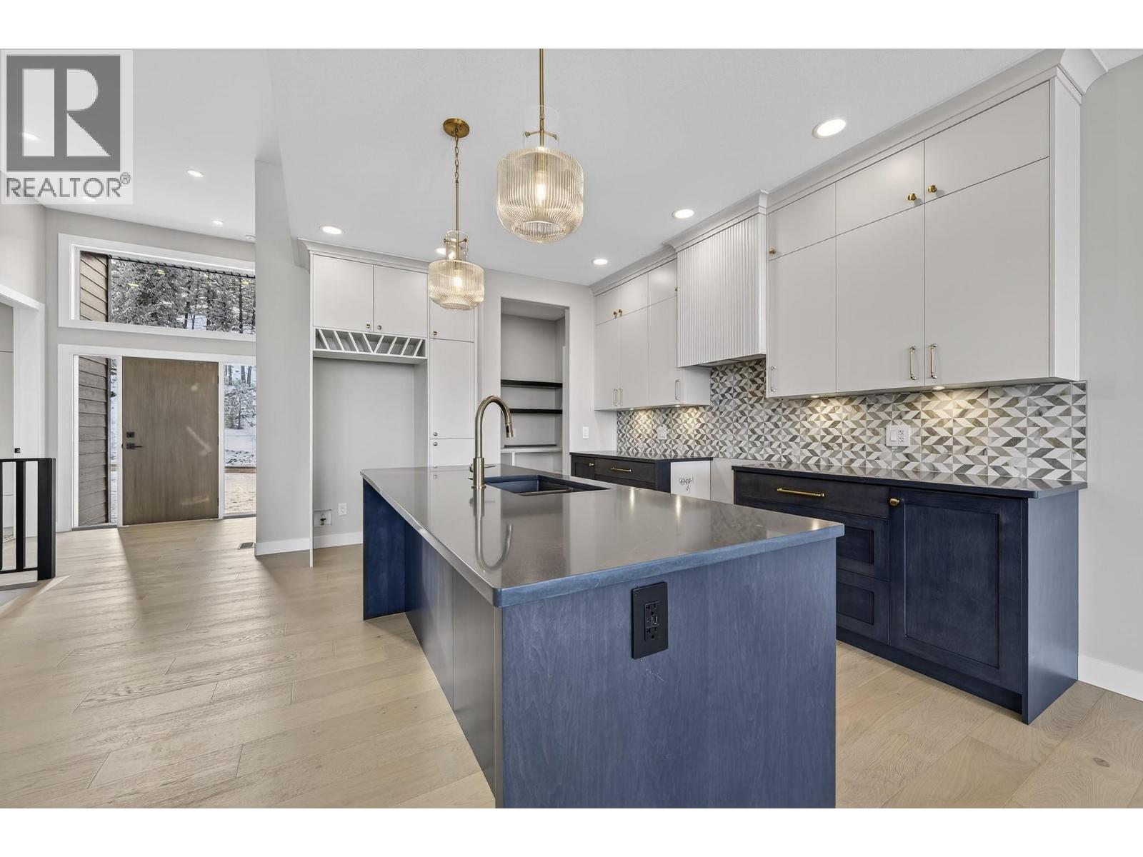 2138 Linfield Drive, Kamloops, British Columbia  V1S 0G3 - Photo 8 - 10354839