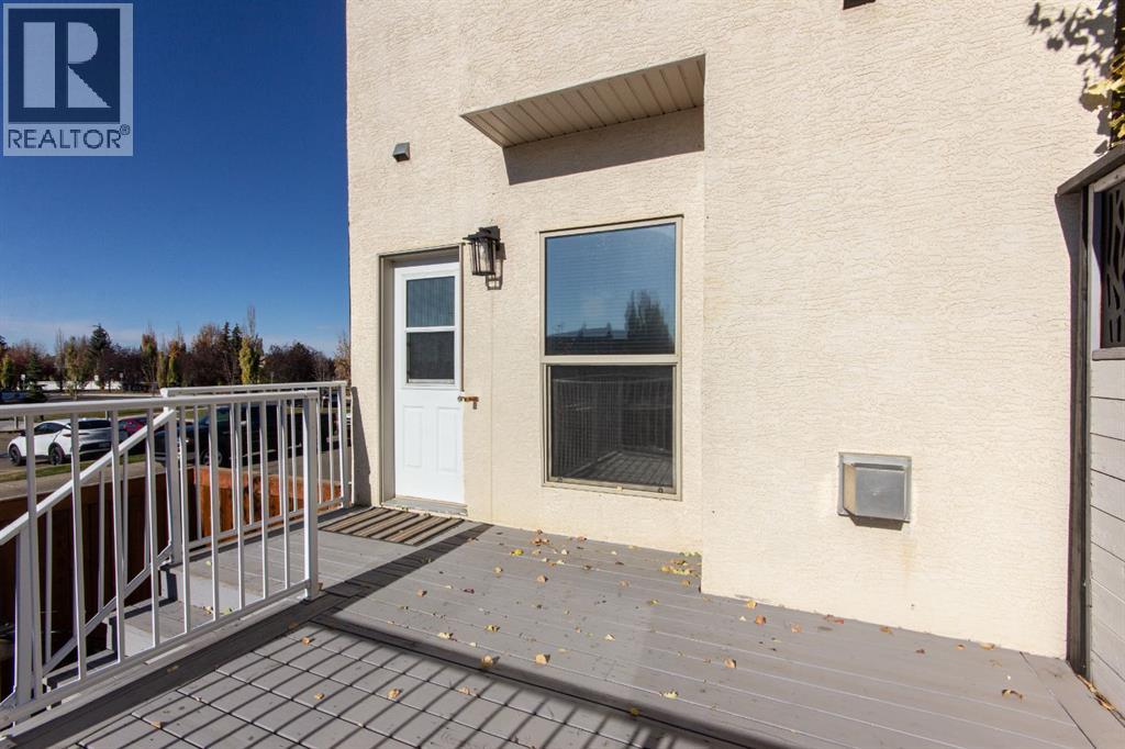 347 Addington Drive, Red Deer, Alberta  T4R 3H7 - Photo 31 - A2265967