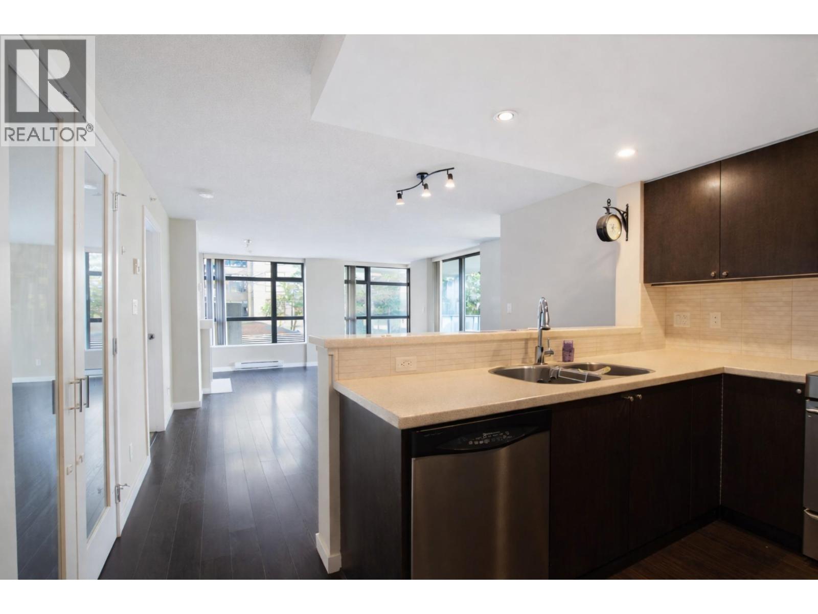 406 8160 LANSDOWNE ROAD, Richmond, British Columbia