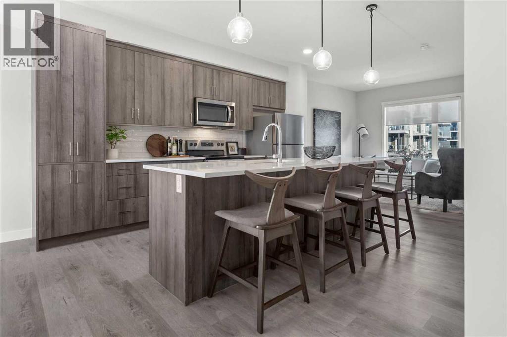 507 Shawnee Square Sw, Calgary, Alberta  T2Y 0W4 - Photo 10 - A2263381