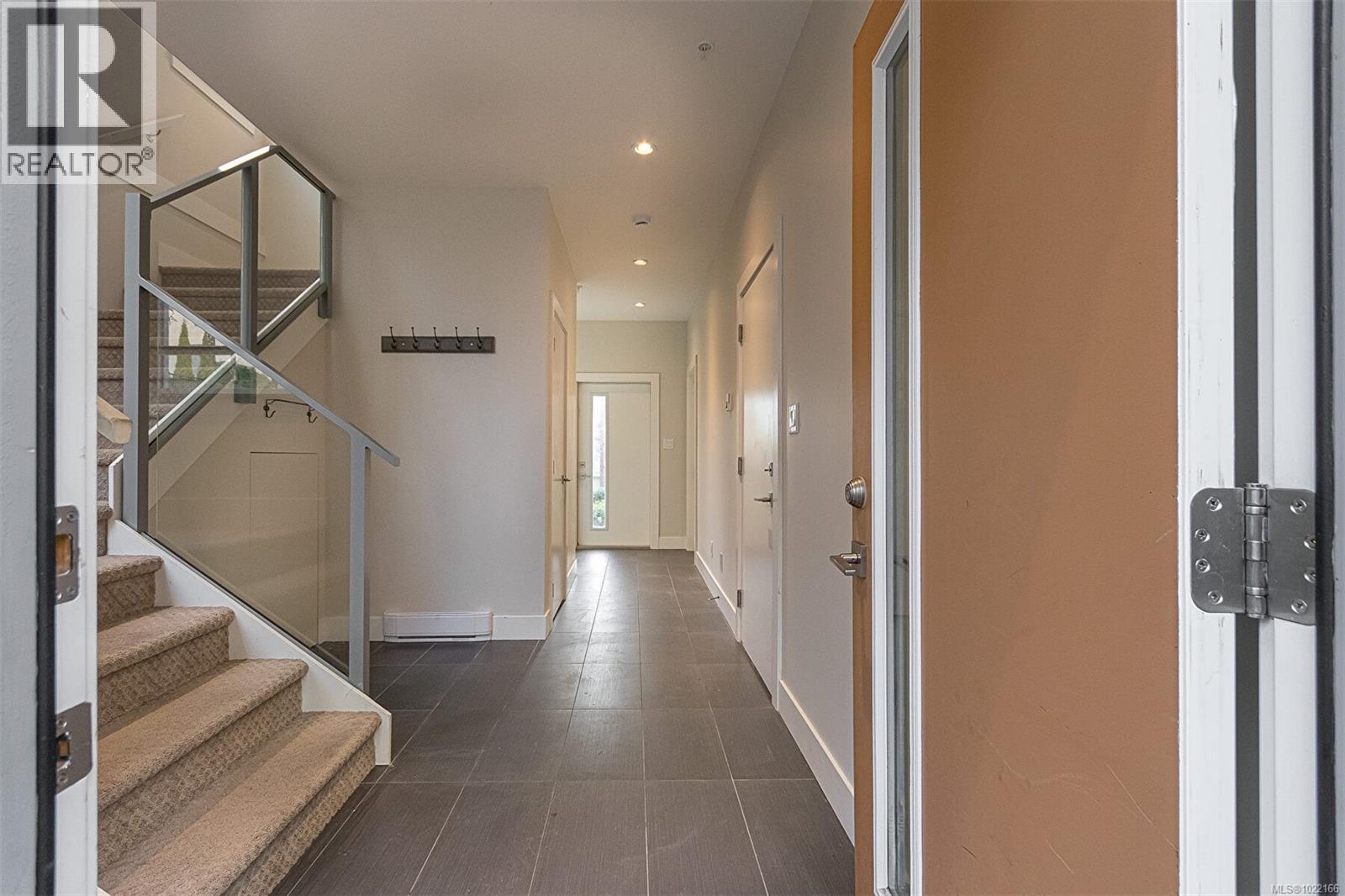 14 235 Island Hwy, View Royal, British Columbia  V9B 1G3 - Photo 6 - 1022166