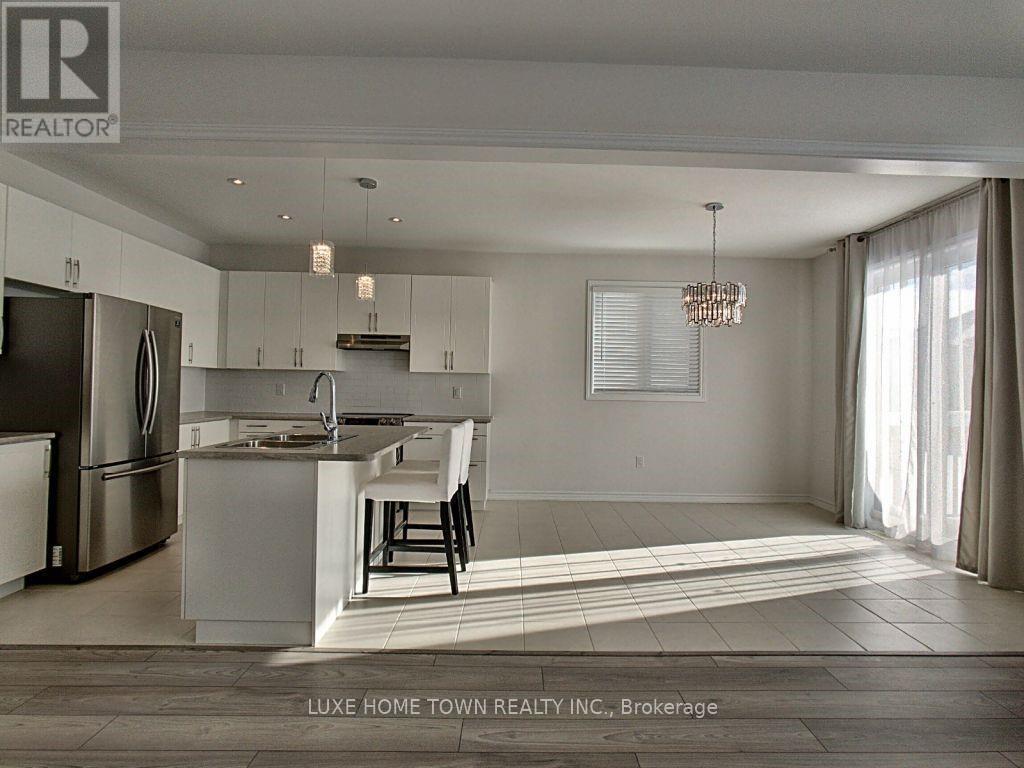 141 Harpin Way E, Centre Wellington, Ontario  N1M 0G9 - Photo 9 - X12496894