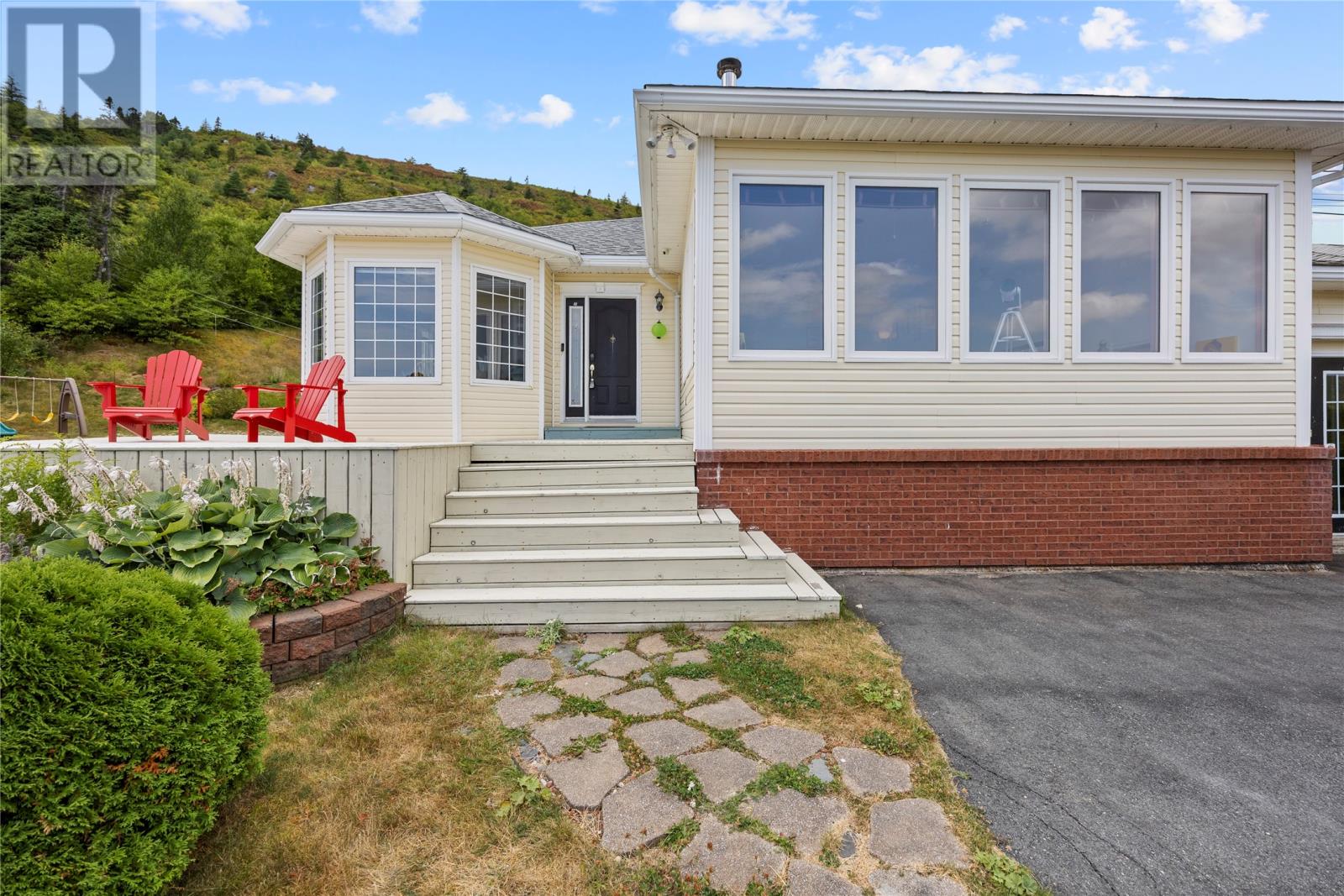 24 Motion Bay Road Extension, Petty Harbour - Maddox Cove, Newfoundland & Labrador  A0A 3H0 - Photo 1 - 1292257