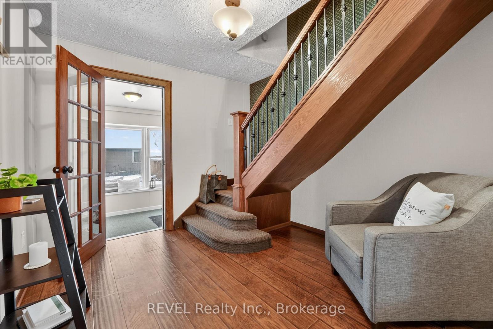 239 Becken Crescent, Welland, Ontario  L3B 5N4 - Photo 11 - X12670774