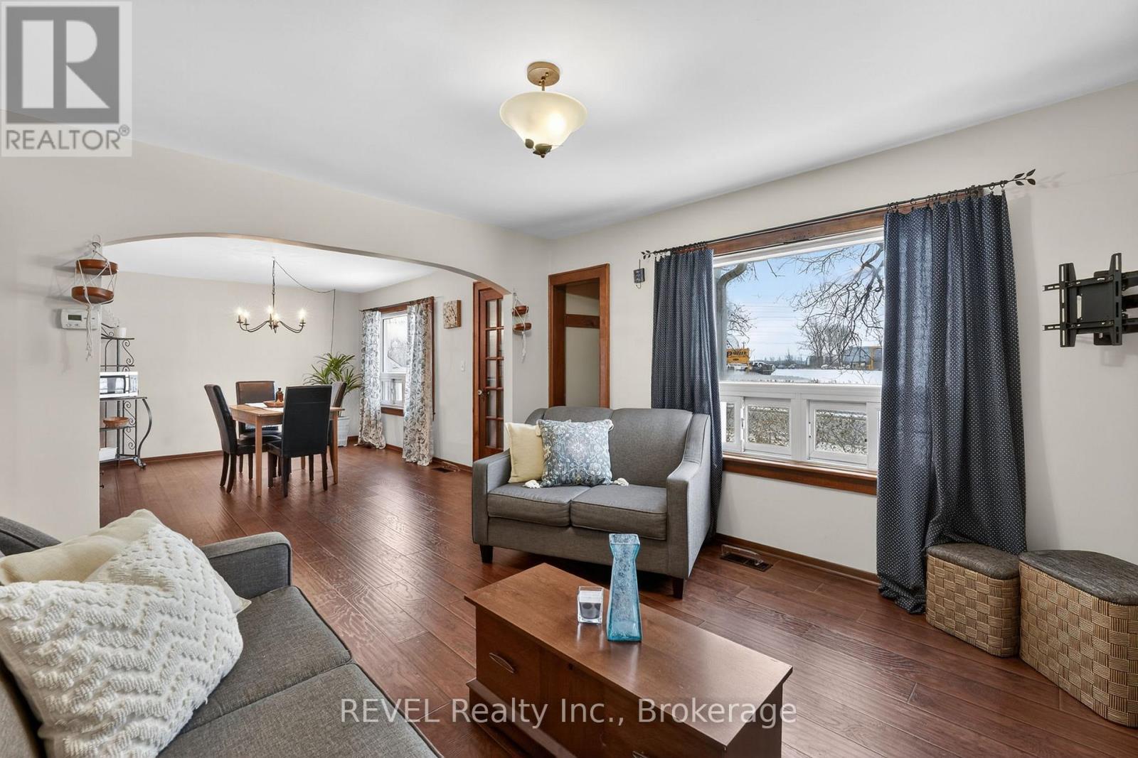 239 Becken Crescent, Welland, Ontario  L3B 5N4 - Photo 16 - X12670774