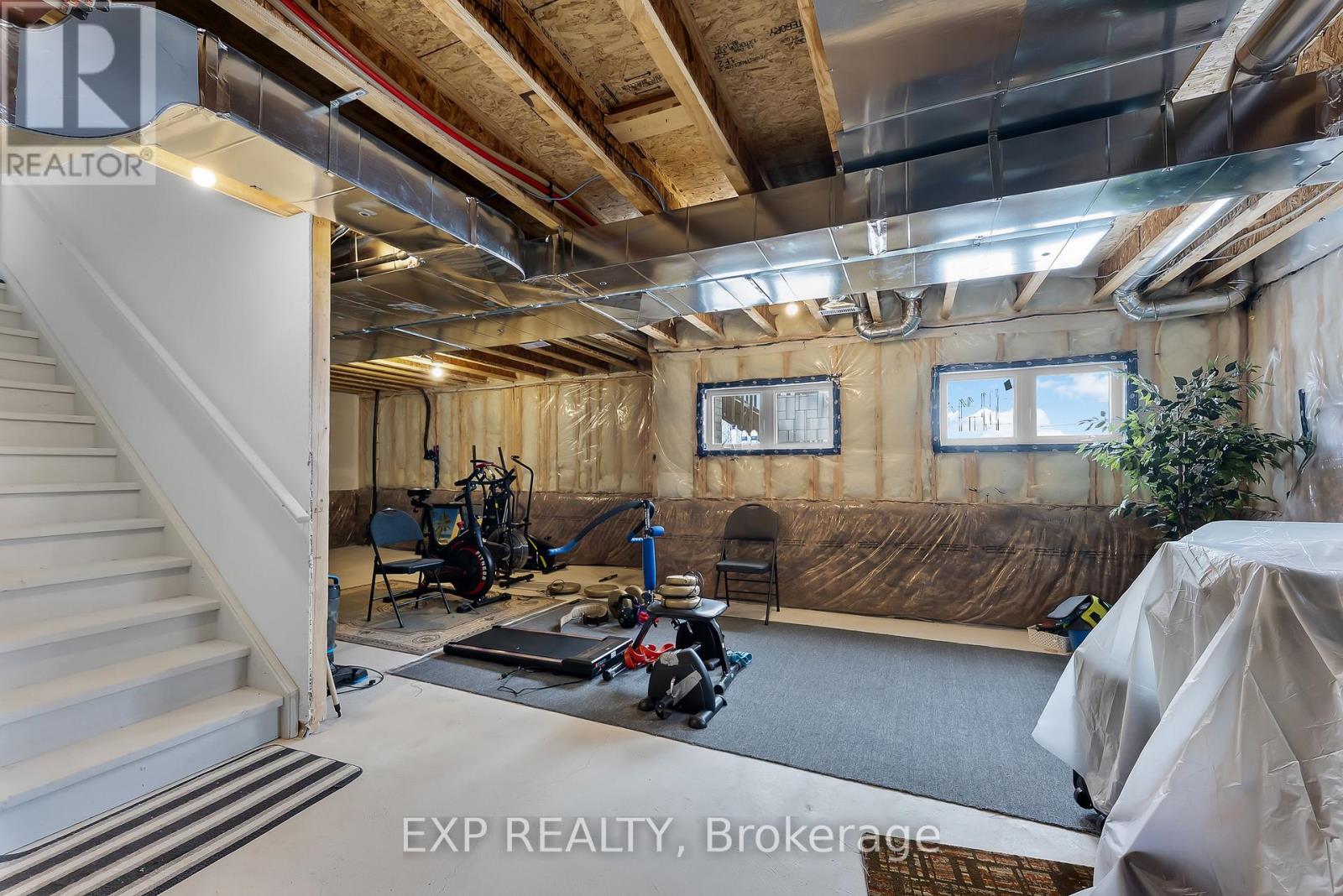 229 Vanilla Trail, Thorold, Ontario  L2V 0L3 - Photo 31 - X12670780