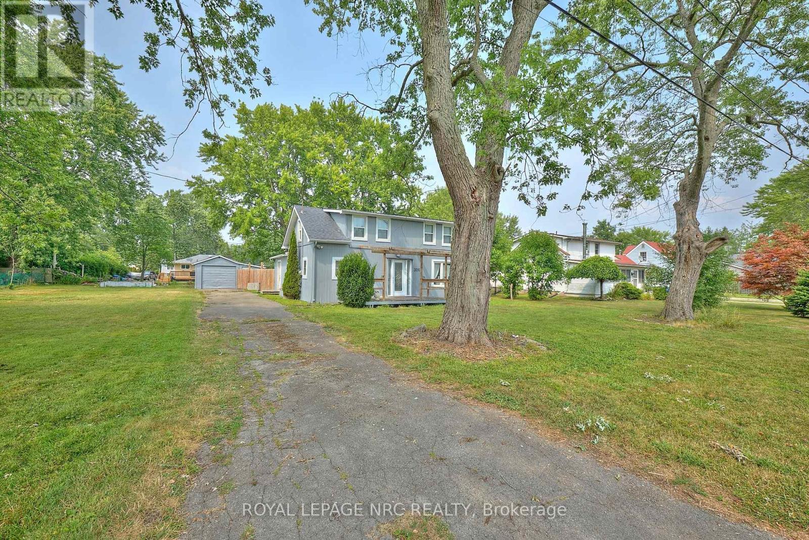 3252 Young Avenue, Fort Erie, Ontario  L0S 1N0 - Photo 2 - X12670796
