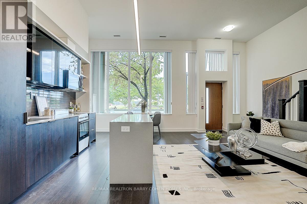 Th107 - 6 Parkwood Avenue, Toronto, Ontario  M4V 0A3 - Photo 5 - C12670742