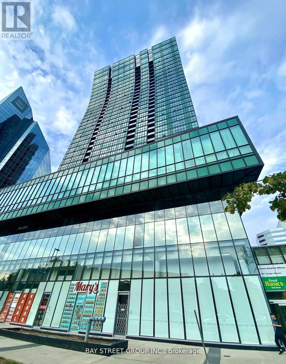 352 - 4750 Yonge Street, Toronto, Ontario  M2N 0J6 - Photo 1 - C12670772