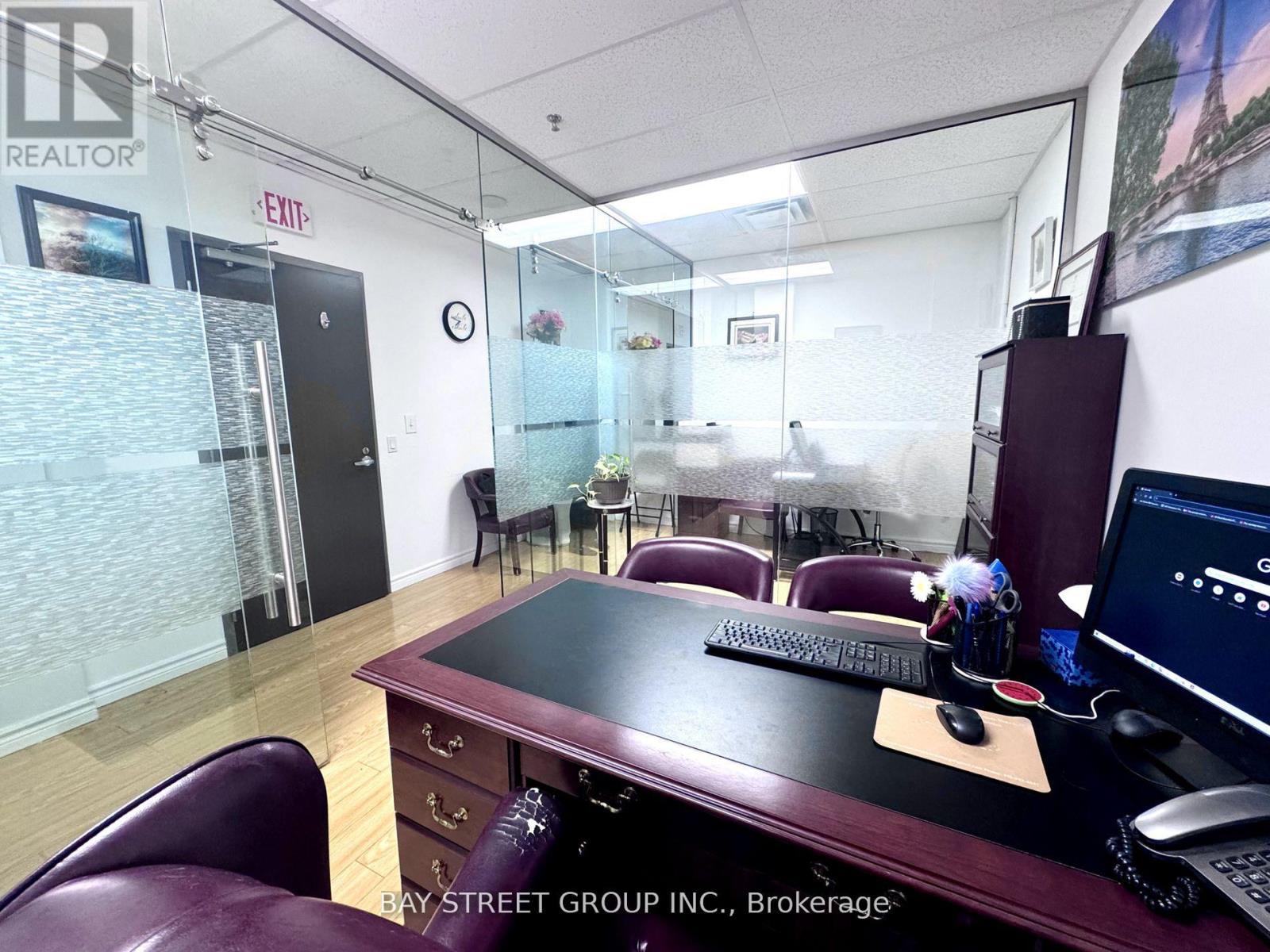 352 - 4750 Yonge Street, Toronto, Ontario  M2N 0J6 - Photo 5 - C12670772