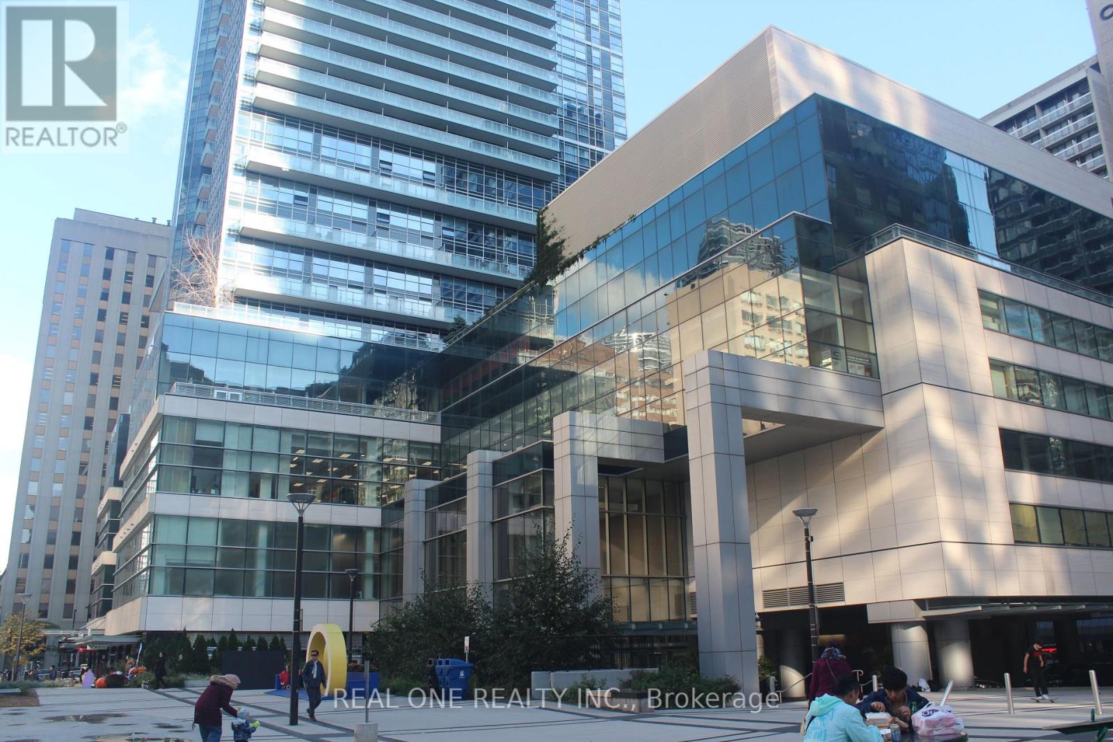 4010 - 386 Yonge Street, Toronto, Ontario  M5B 0A5 - Photo 2 - C12670790